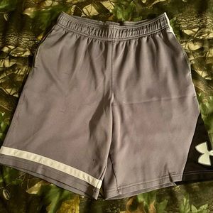 Under Armour grey basketball shorts
